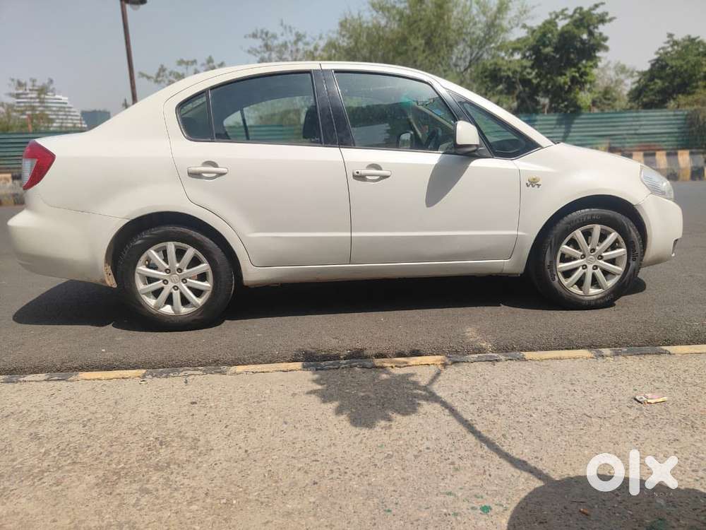 Maruti Suzuki Sx4 Vxi Bsiv, 2013, Petrol