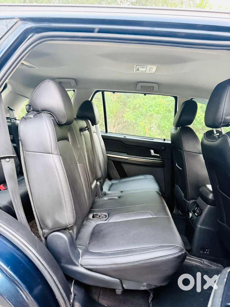 Tata Hexa 2.2 Xta 4x2 7 Str Dual Tone, 2018, Diesel
