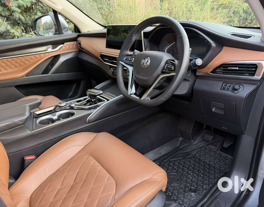 Mg Gloster Savvy 6 Seater, 2025, Diesel