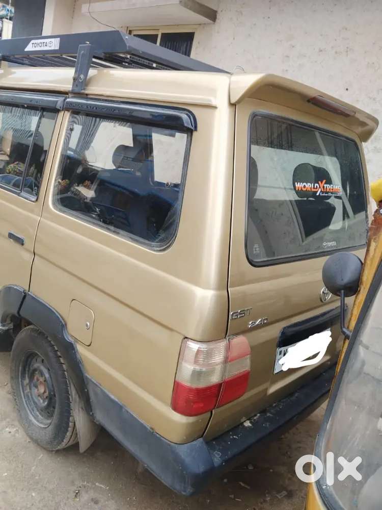 Toyota Qualis 2003 Petrol Well Maintained