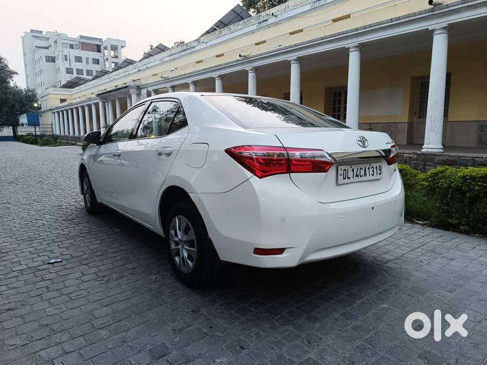Toyota Corolla Altis J, 2015, Petrol