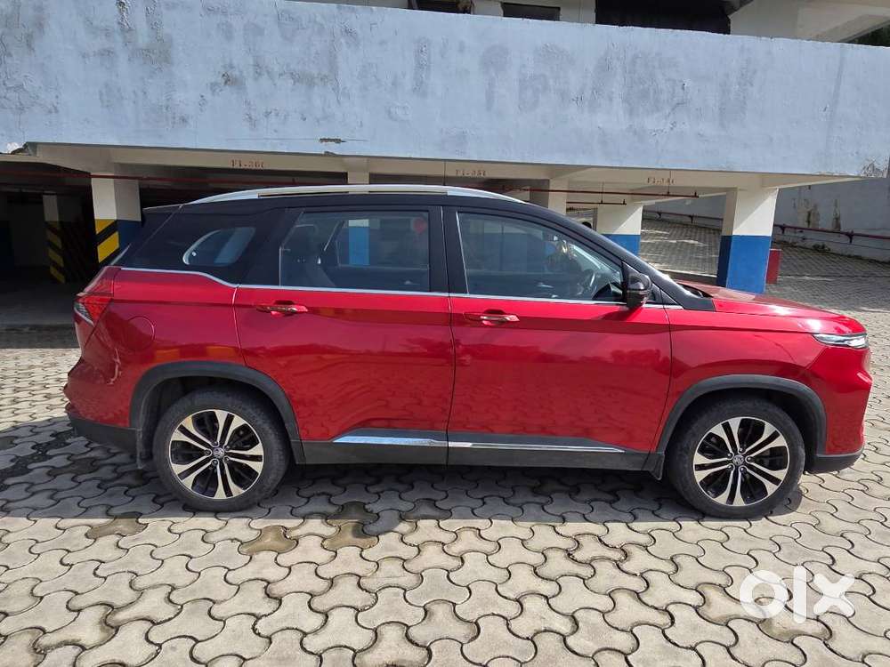 Mg Hector Plus Dual Tone For Sale In Excellent Condition,no Accidental