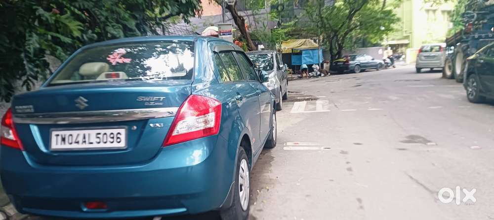 Maruti Suzuki Swift Dzire Vxi, 2013, Petrol