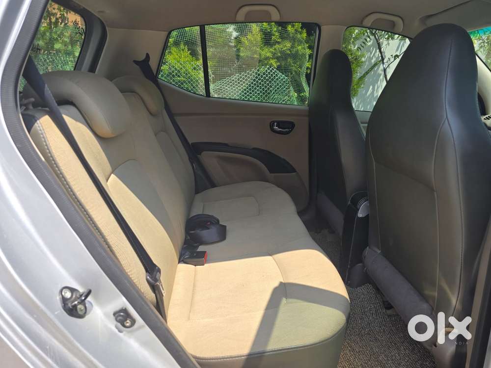 Hyundai I10 Sportz At, 2011, Petrol