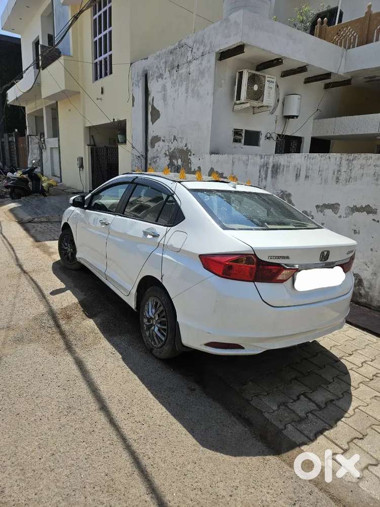 Honda City 2015 Diesel Well Maintained