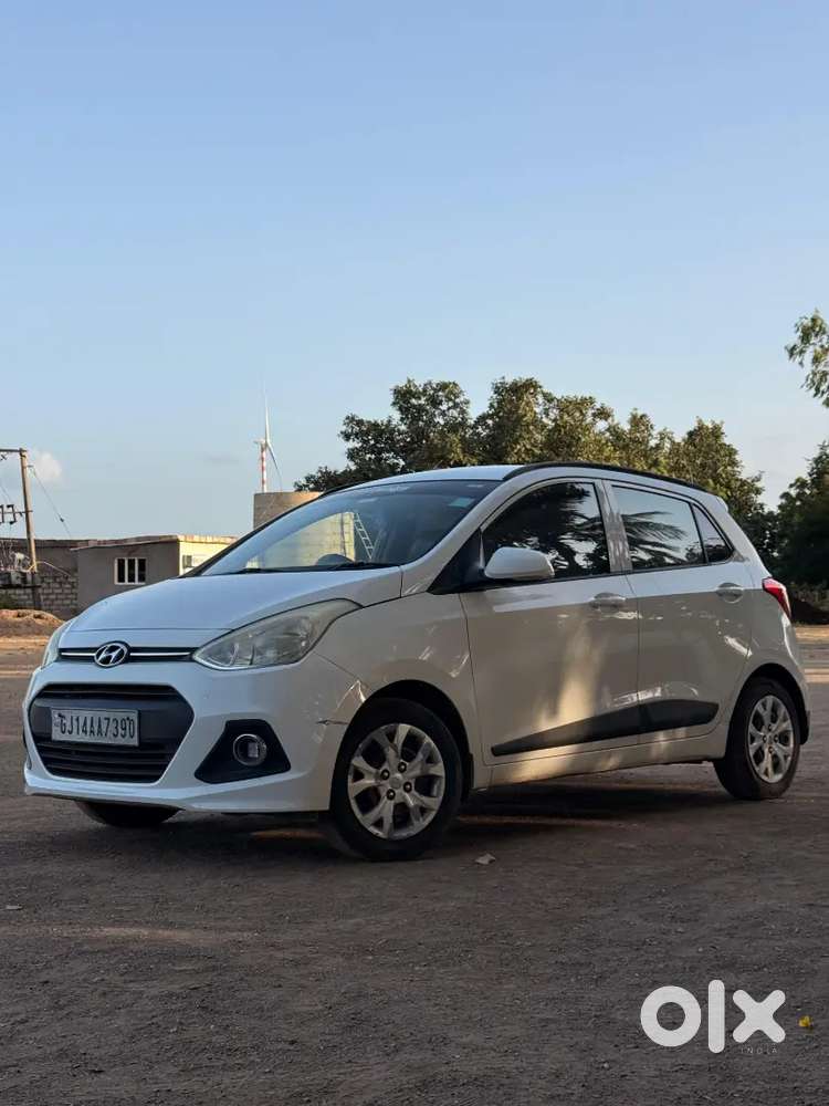 Hyundai I10 Sportz 2016 Year