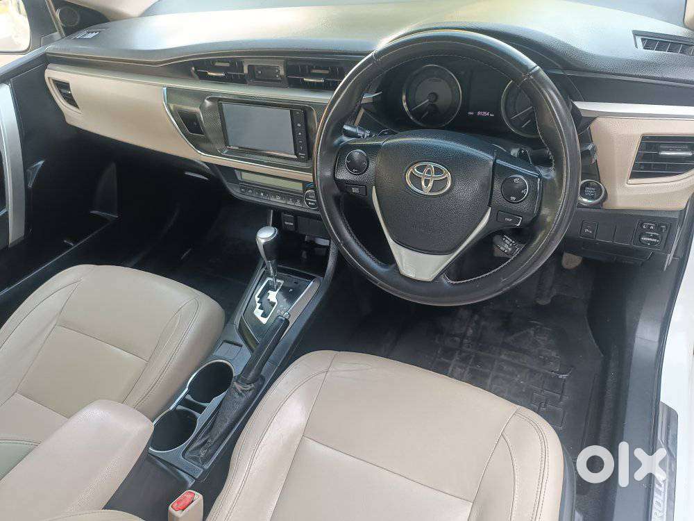 Toyota Corolla Altis Vl, 2014, Petrol