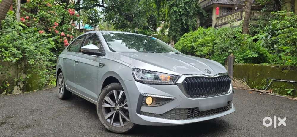 Skoda Slavia Style 1.0l Tsi At, 2022, Petrol
