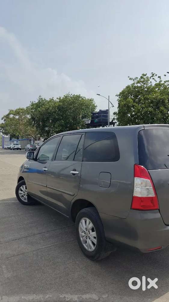 Toyota Innova 2.5 V 2010