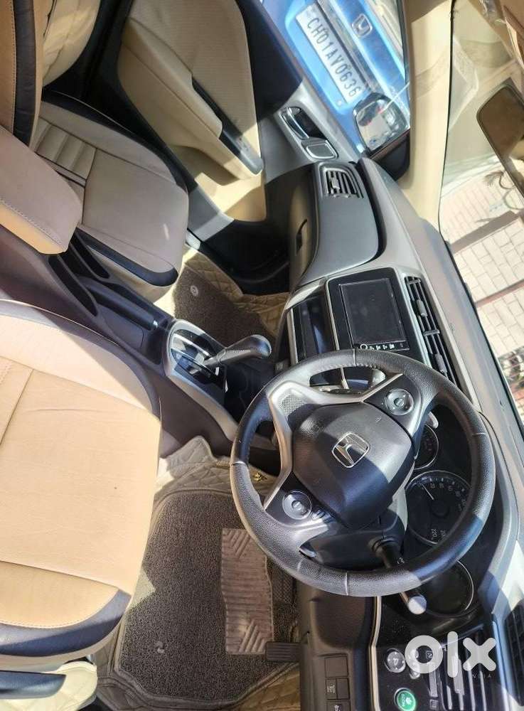 Honda City V At Sunroof I-vtec, 2019, Petrol