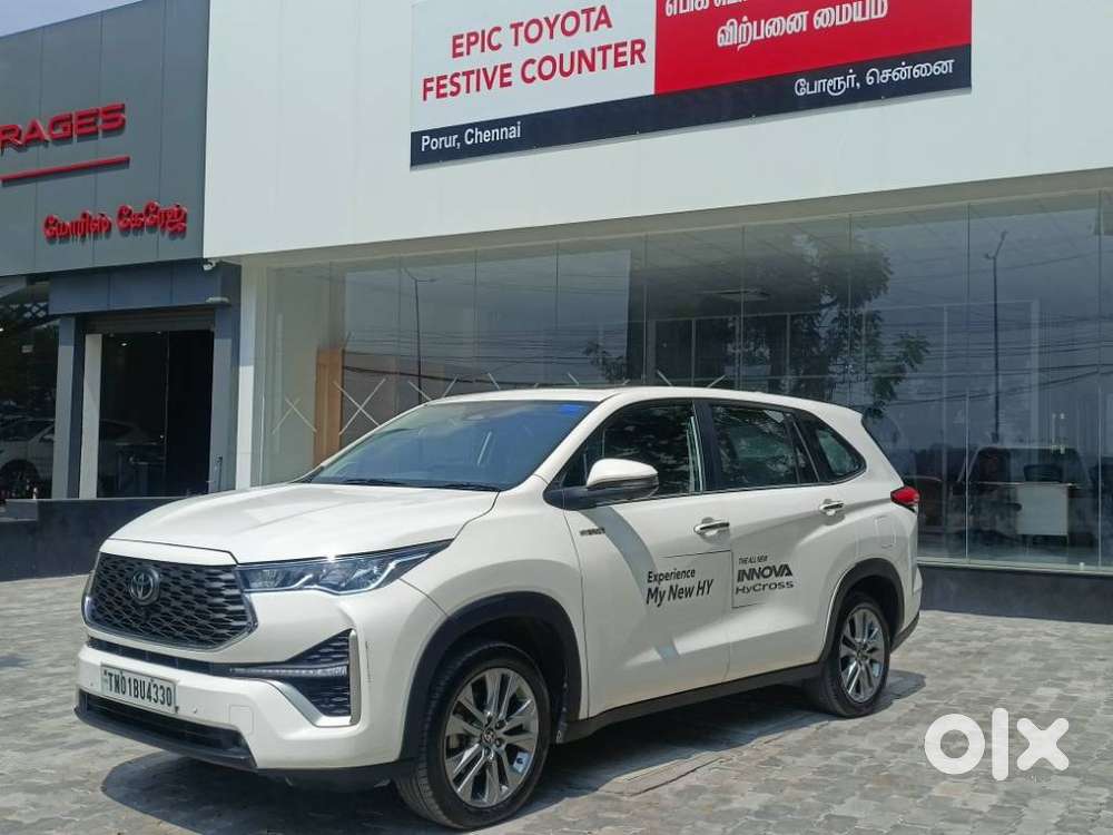 Toyota Innova Hycross 2.0 Zx Hybrid 7 Str, 2024, Petrol
