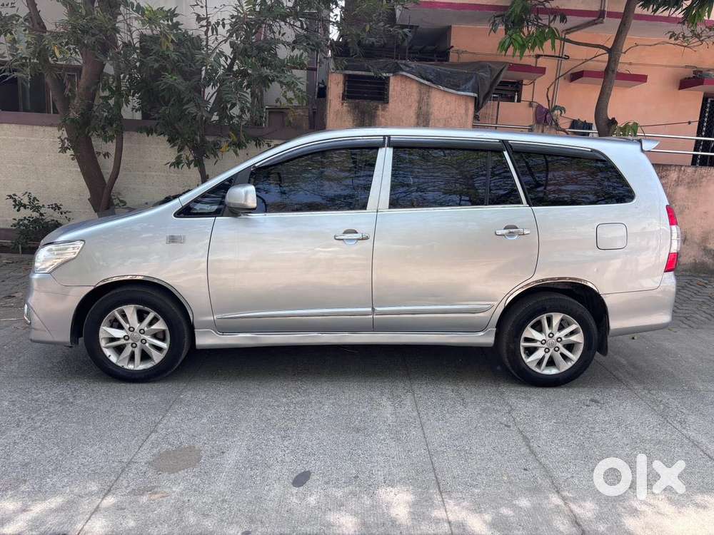 Toyota Innova 2.5 G (diesel) 8 Seater, 2016, Diesel
