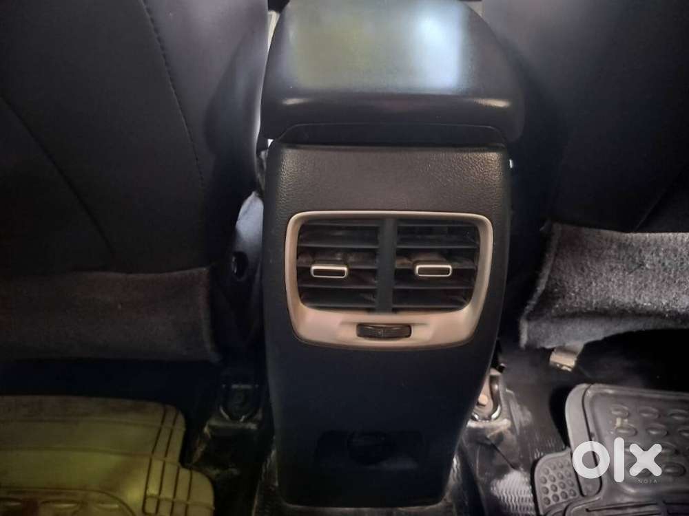 Hyundai Venue Sx Plus Turbo Dct, 2019, Petrol