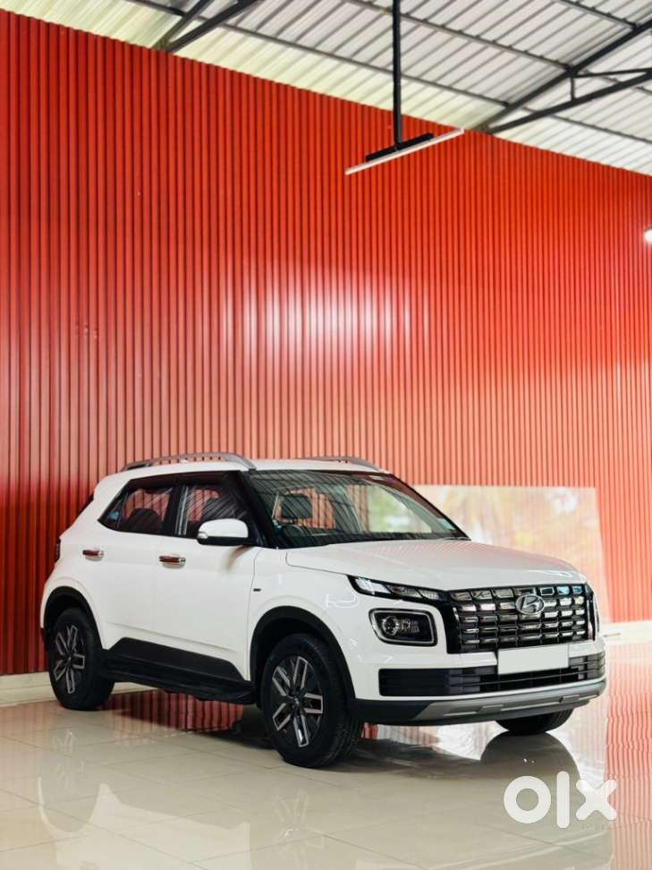 Hyundai Venue S (o) 1.0 Turbo Mt, 2022, Petrol