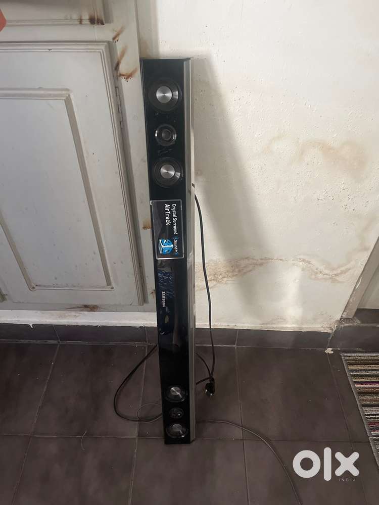Samsung Crystal Surround Air Track Sound Bar and Samsung Sub Woofer