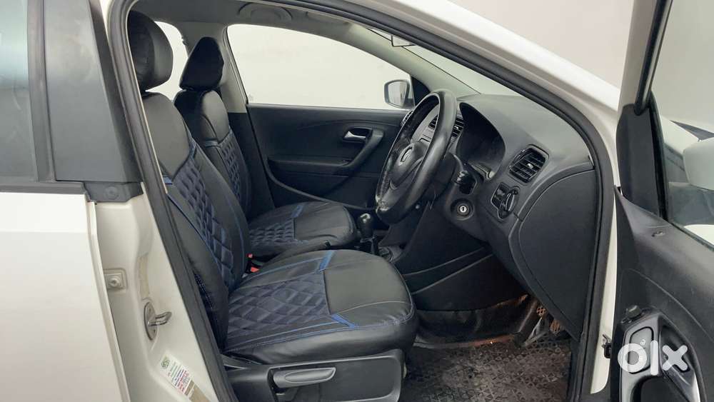 Volkswagen Polo Petrol Comfortline 1.2l, 2015, Petrol