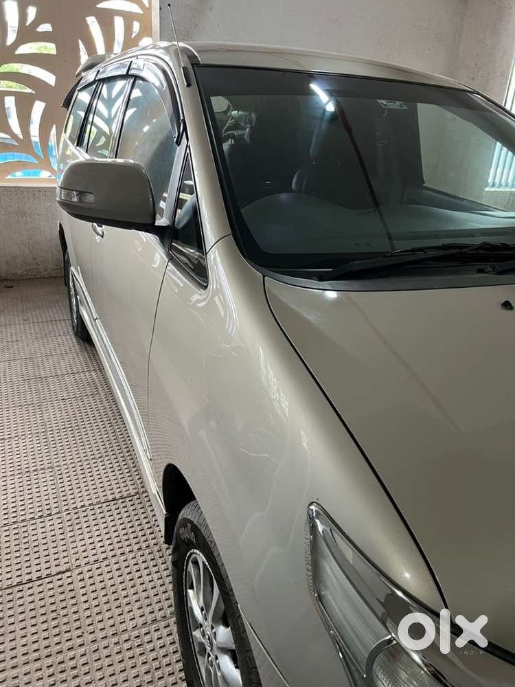 Toyota Innova Diesel 2014