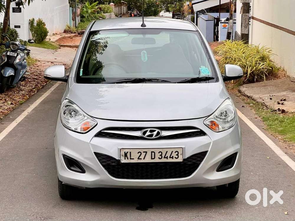 Hyundai I10 Sportz At, 2013, Petrol