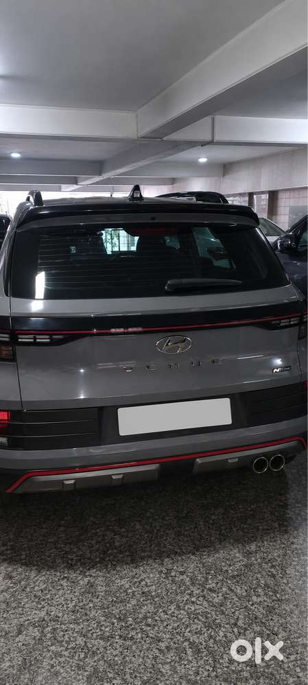 New  Hyundai Venue Like New