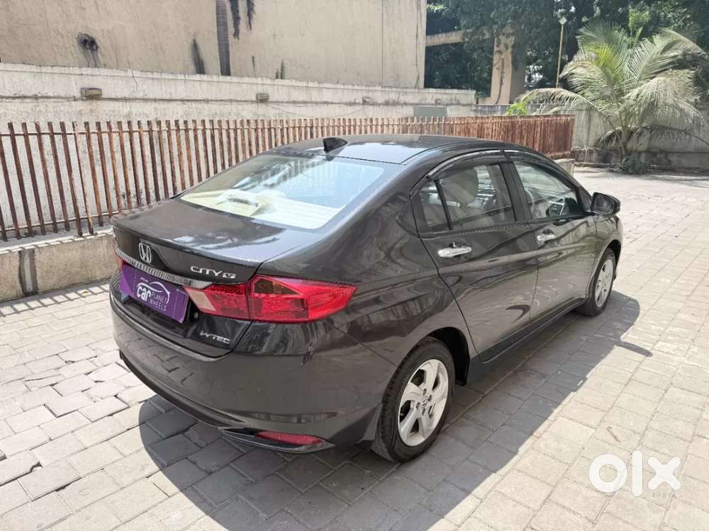Honda City 1.5 V 4th Gen I-vtec Mt, 2015, Petrol
