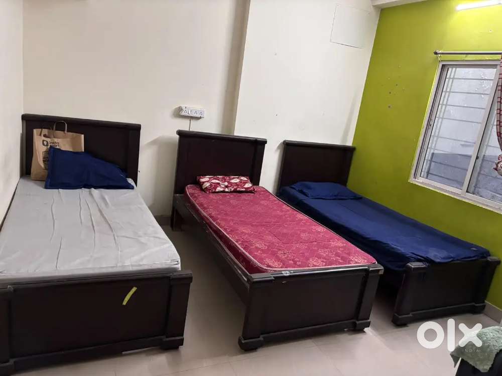 Good running ladies hostel sale in Gachibowli