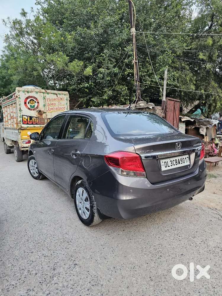 Honda Amaze 1.2 2014 Km Driven