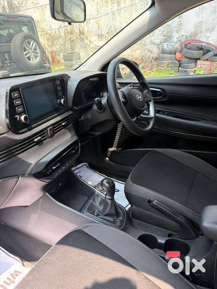 Hyundai I20 Petrol Spotz, 2023, Petrol