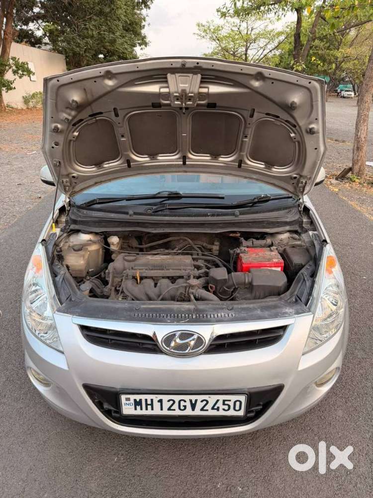 Hyundai I20 1.4 Asta (at), 2011, Petrol