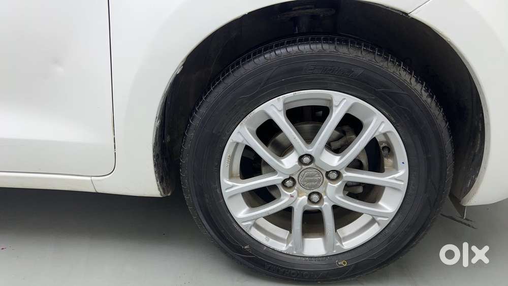 Maruti Suzuki Swift Amt Zxi, 2019, Petrol