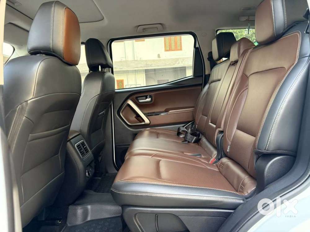 Mahindra Scorpio, 2022, Petrol