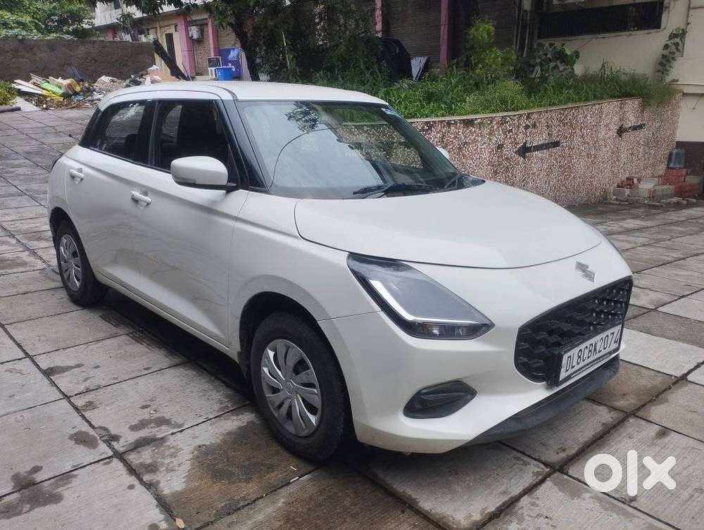 Maruti Suzuki Swift Vxi Optional, 2025, Petrol