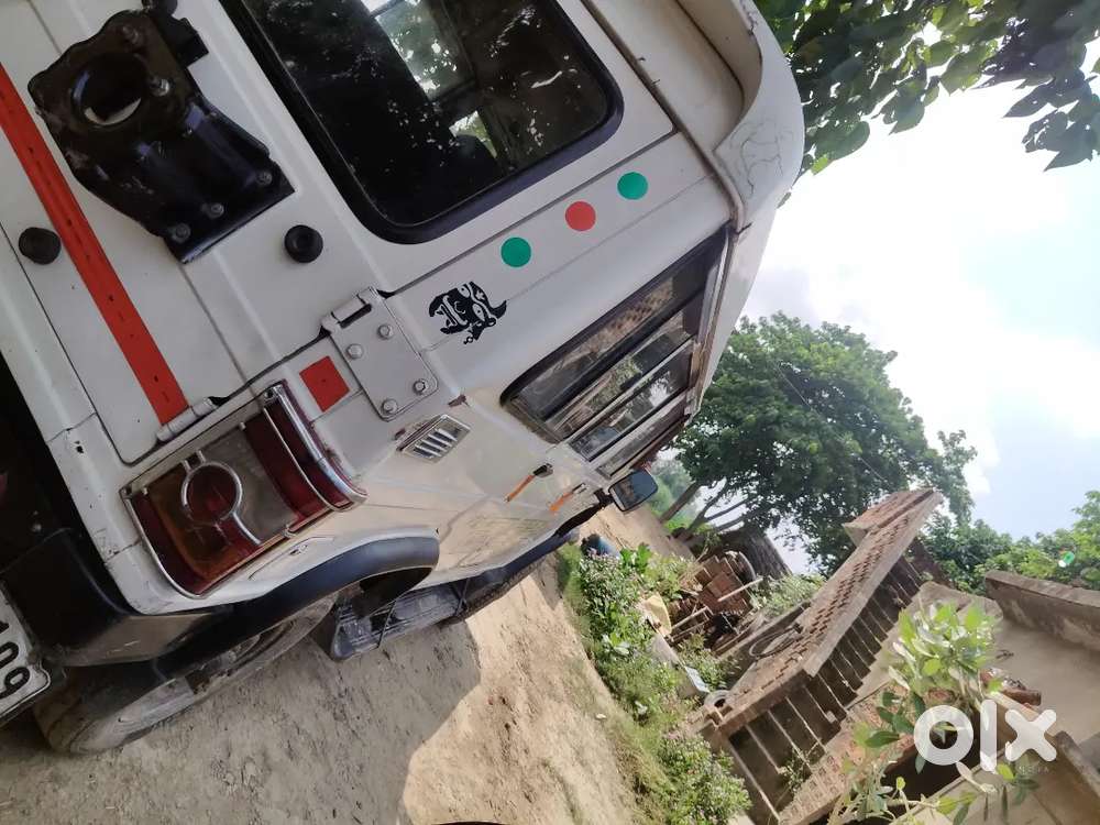 Mahindra Bolero 2012