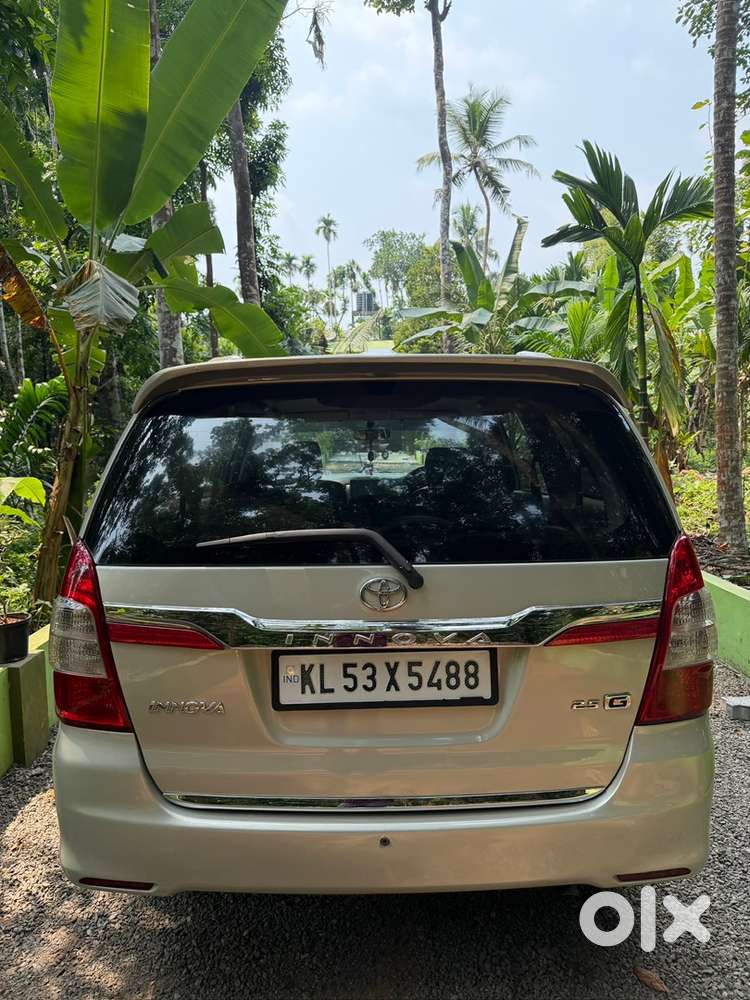 Toyota Innova Diesel 2012 Car