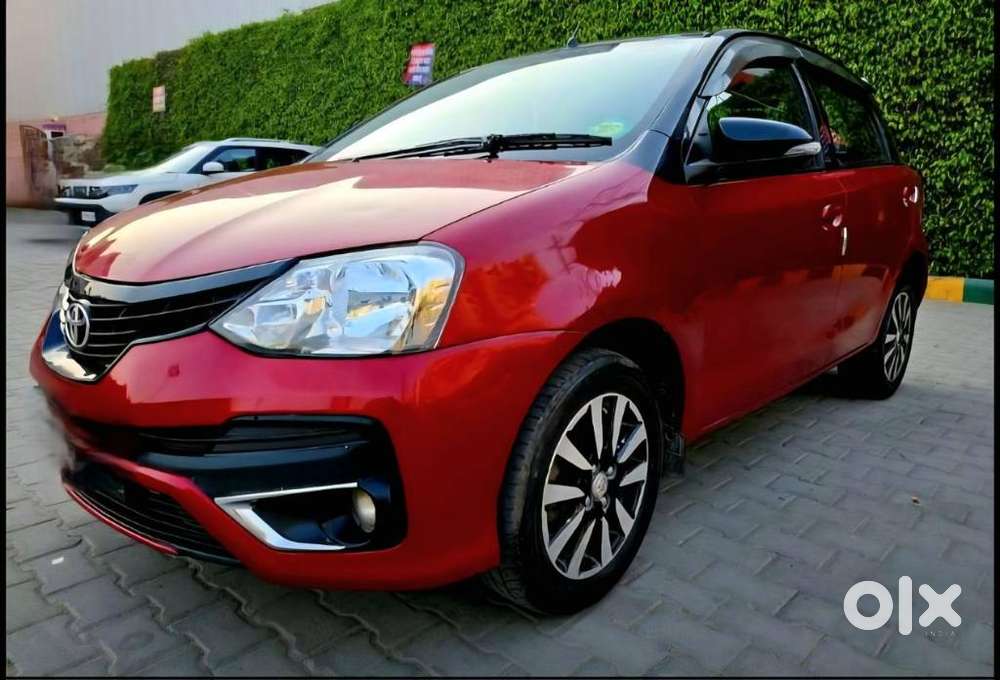 Toyota Etios Liva V Limited, 2019, Petrol