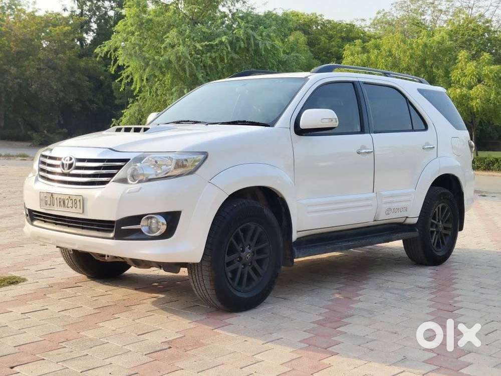Toyota Fortuner 2011-2016 4x2 Manual, 2015, Diesel