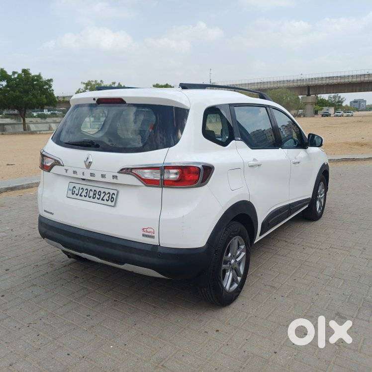 Renault Triber Rxz, 2020, Petrol