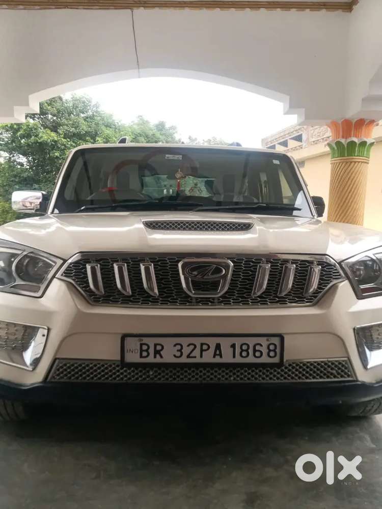 Mahindra Scorpio S2 डीज़ल 2016