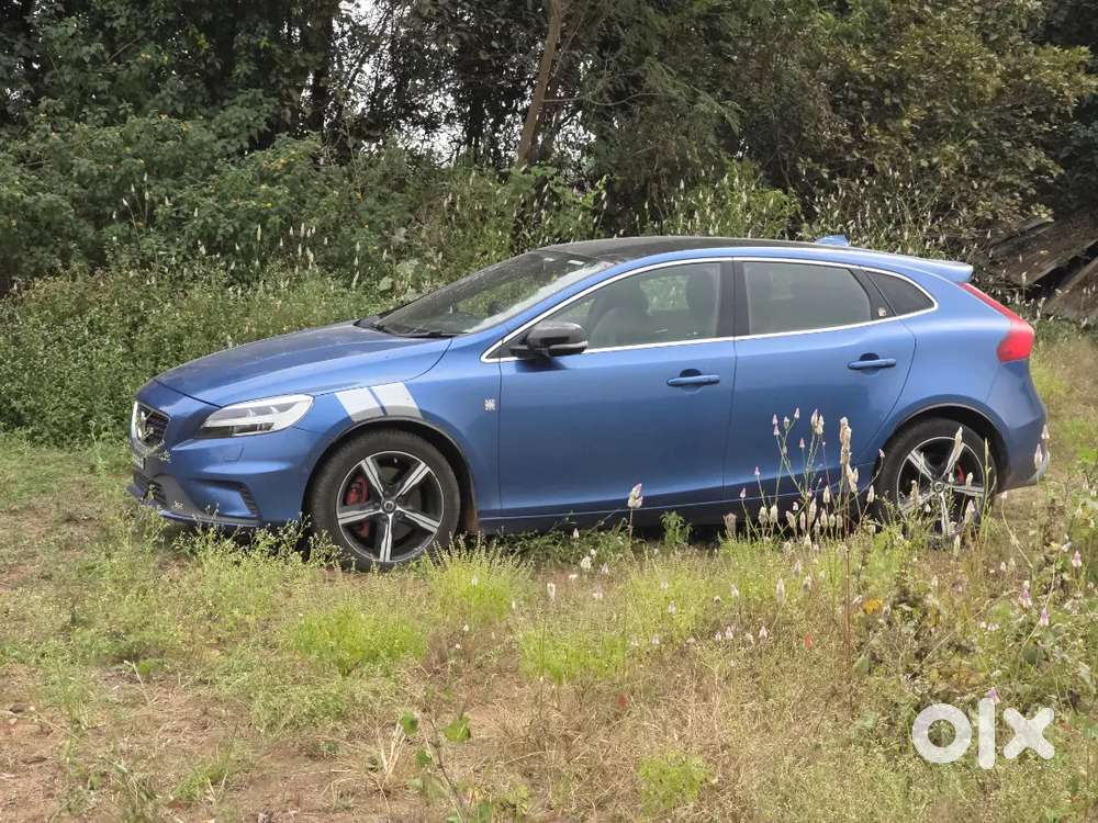 Volvo V40 Rdesign - Rarest Color - Fancy Number