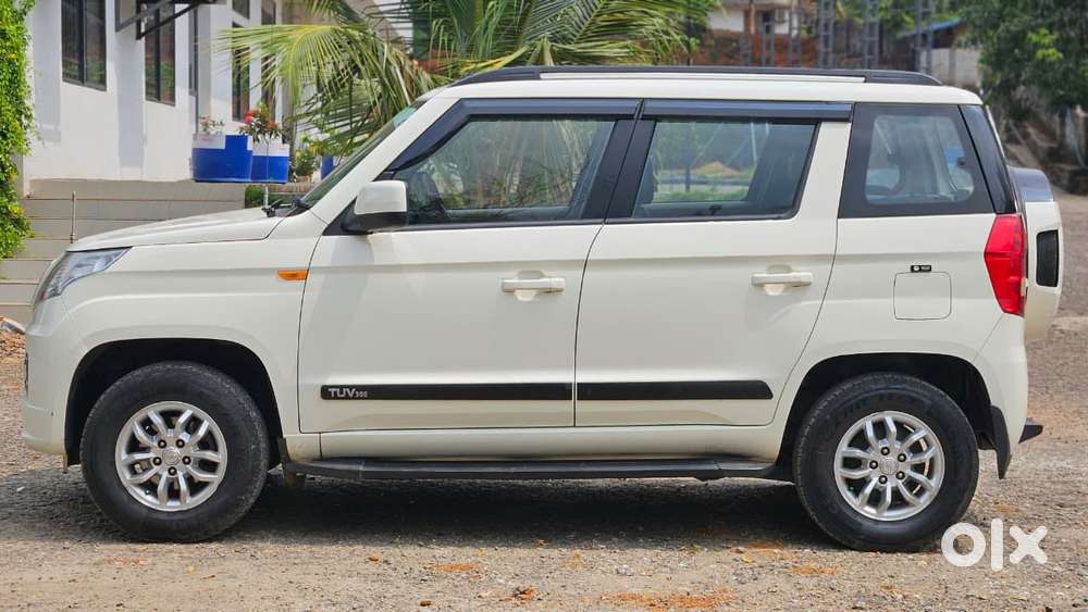 Mahindra Tuv 300 T8 Amt (automatic), 2015, Diesel