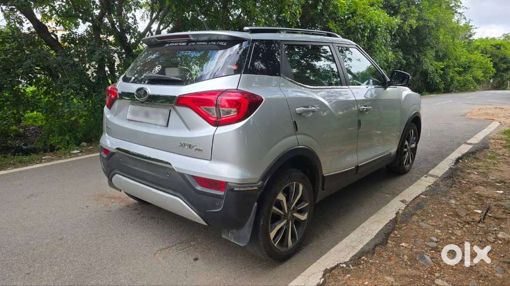 Mahindra Xuv300 2020 Petrol Well Maintained