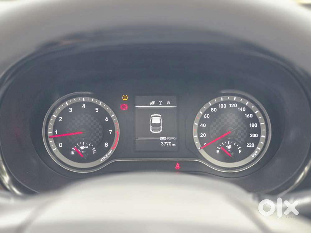 Hyundai Aura 1.2 Sx Cng, 2024, Cng & Hybrids