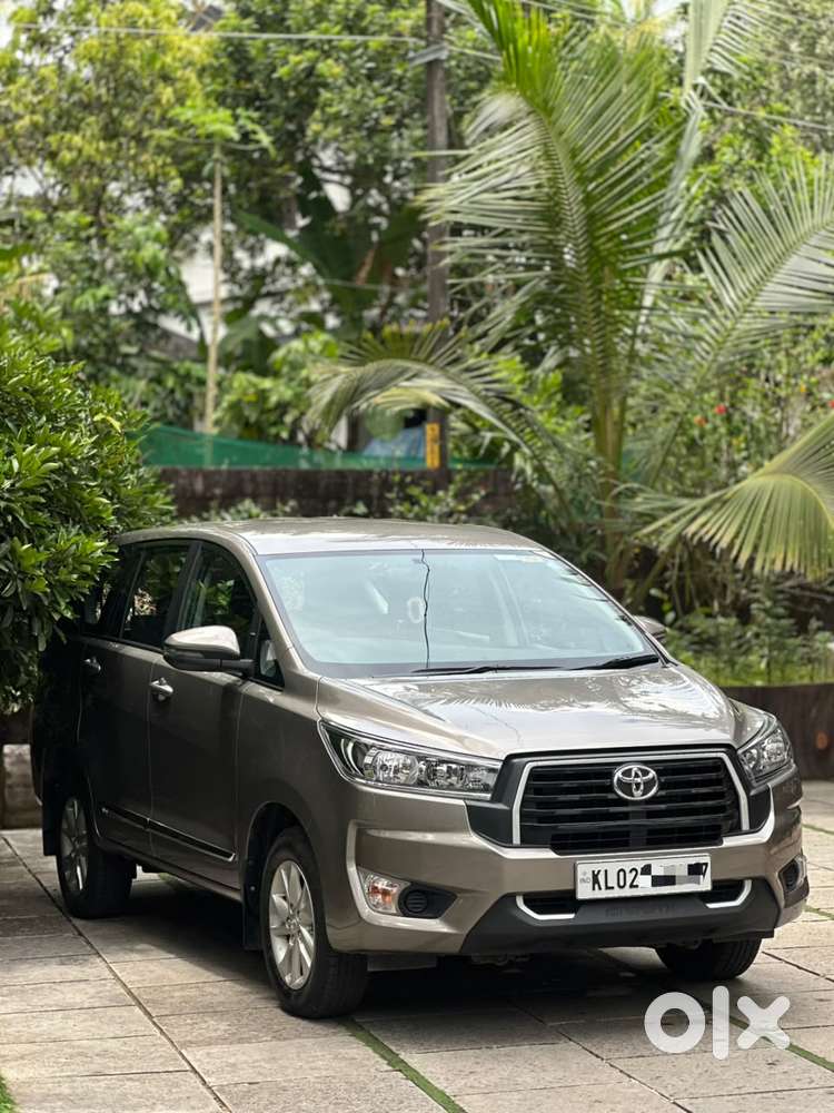 Toyota Innova Crysta 2.4 G Plus Mt 7 Str, 2024, Diesel