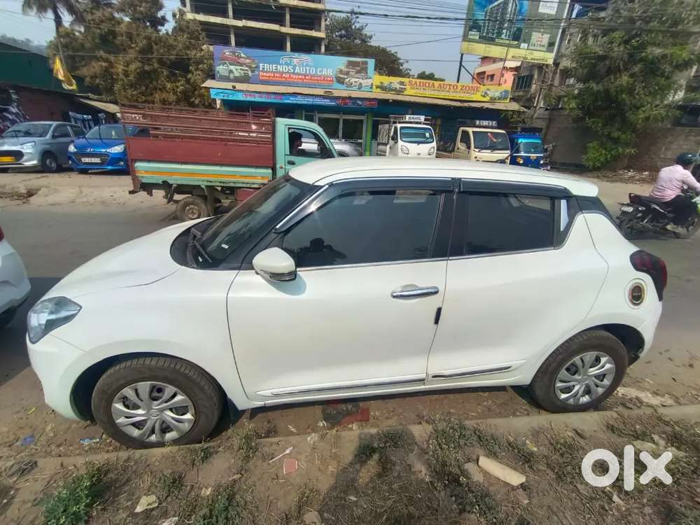 Maruti Suzuki New-gen Swift 2022 Petrol 52000 Km Driven