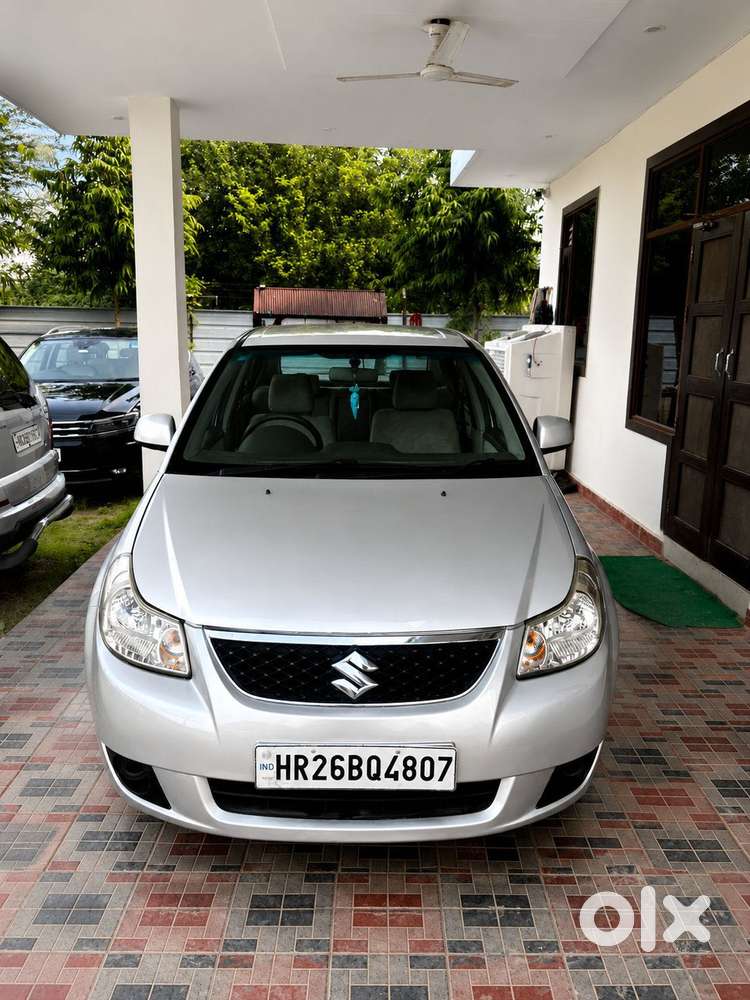 Maruti Suzuki Sx4 Vxi Bsiv, 2012, Petrol