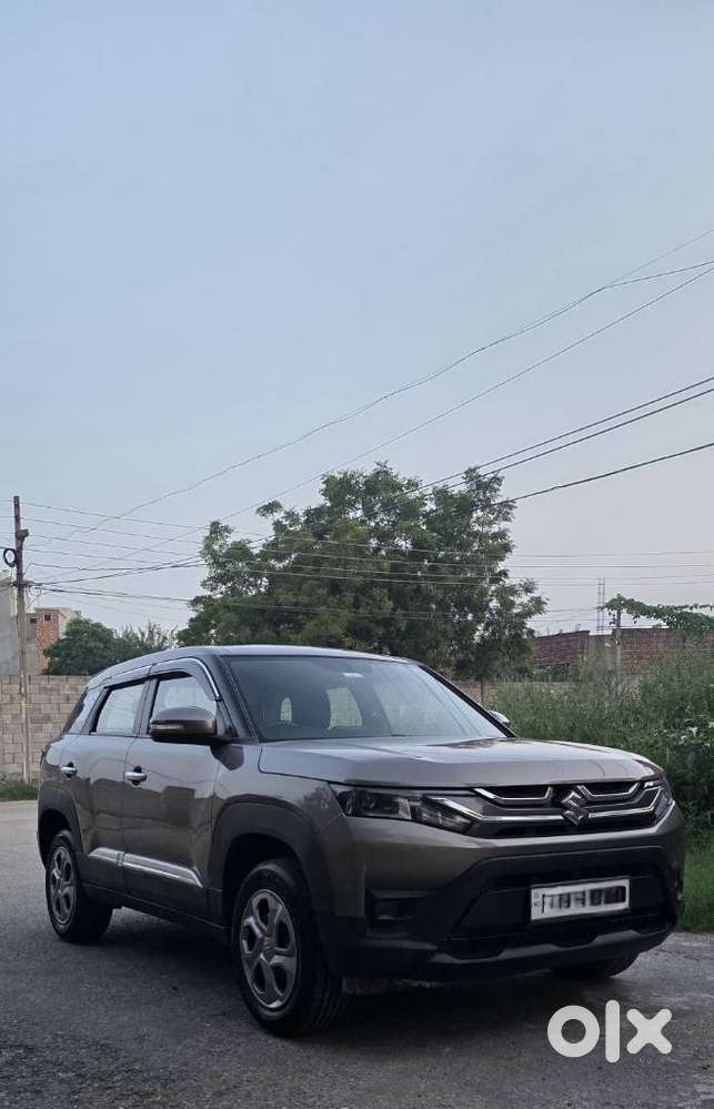 Maruti Suzuki Brezza 1.5 Vxi Smart Hybrid, 2024, Petrol
