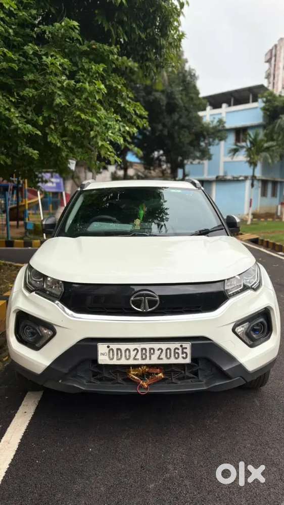 2020 Tata Nexon Xm(s) 1.2 Petrol Bs6 | Manual | Sunroof | Well Maintai