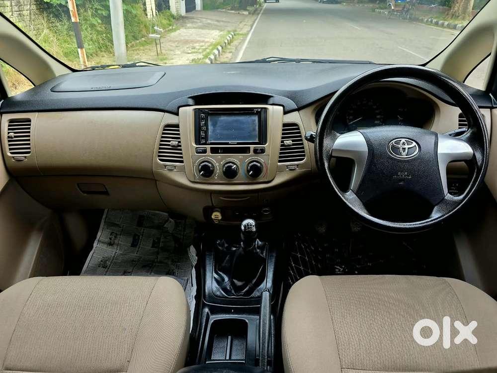 Toyota Innova 2.5 Gx 7 Seater Bs Iv, 2015, Diesel