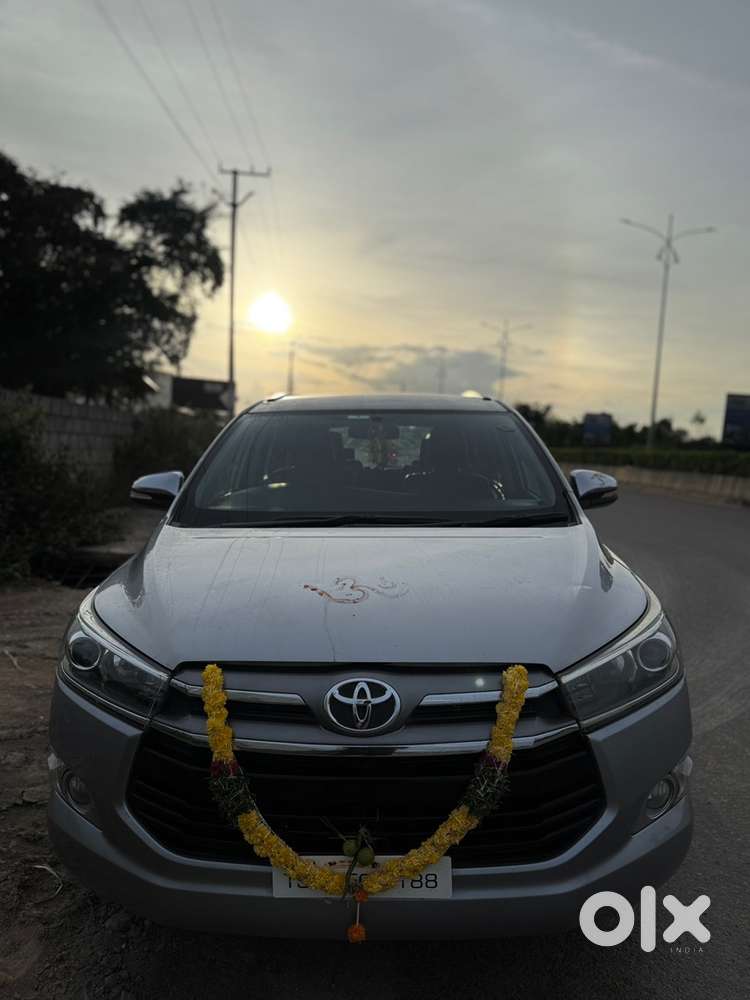 Toyota Innova Crysta 2016