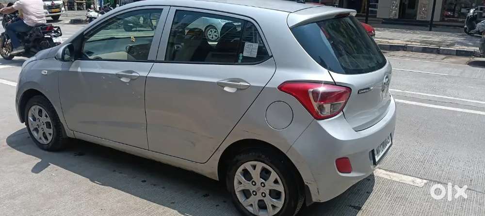 Hyundai Grand I10 2016 Petrol 50000 Km Driven, Well Maintained