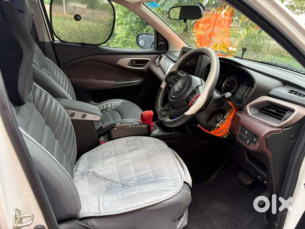 Maruti Suzuki Fronx Petrol Automatic 2025